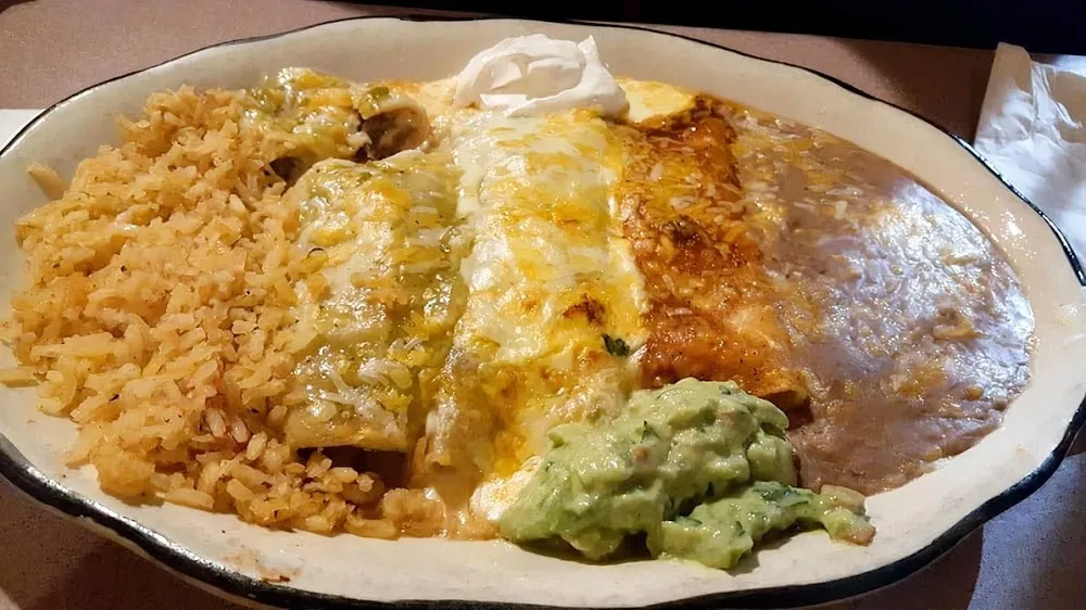 Chile Relleno and Enchiladas